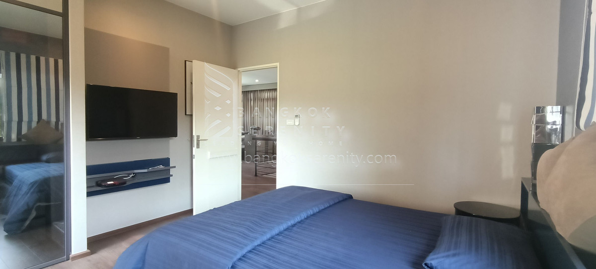 HouseBangna, Bearing, Lasalle : Mantana Bangna Km.7 for rent or sale