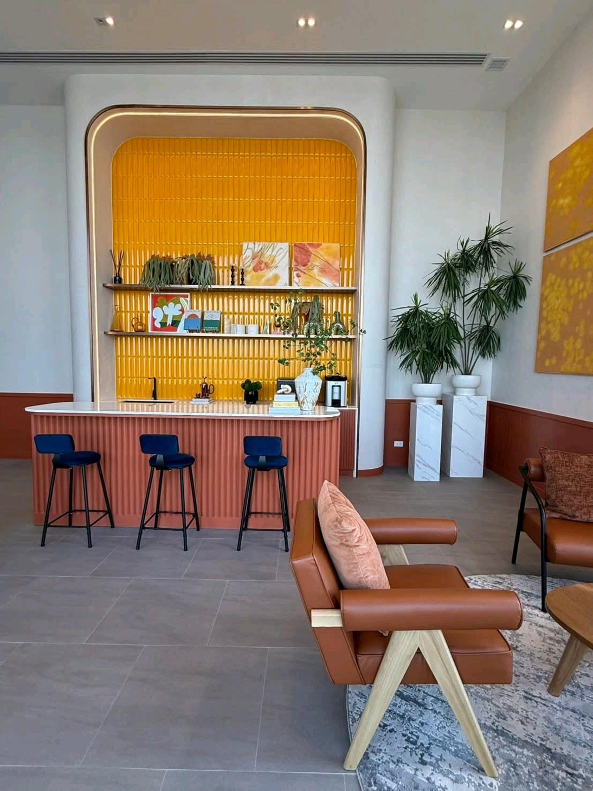 For RentCondoWongwianyai, Charoennakor : ✨ Good location, near BTS Khlong San, walk only 200 meters, near ICONSIAM, Chao Phraya River view ✨