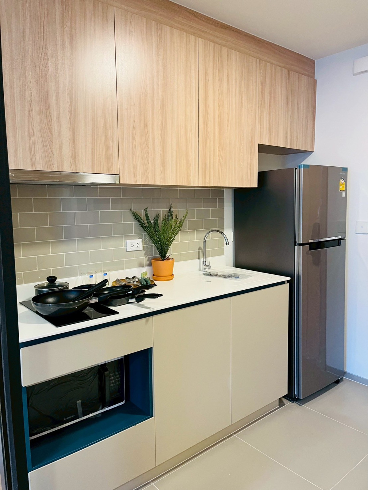 ให้เช่าคอนโดราชเทวี พญาไท : ให้เช่าคอนโด XT PhayaThai