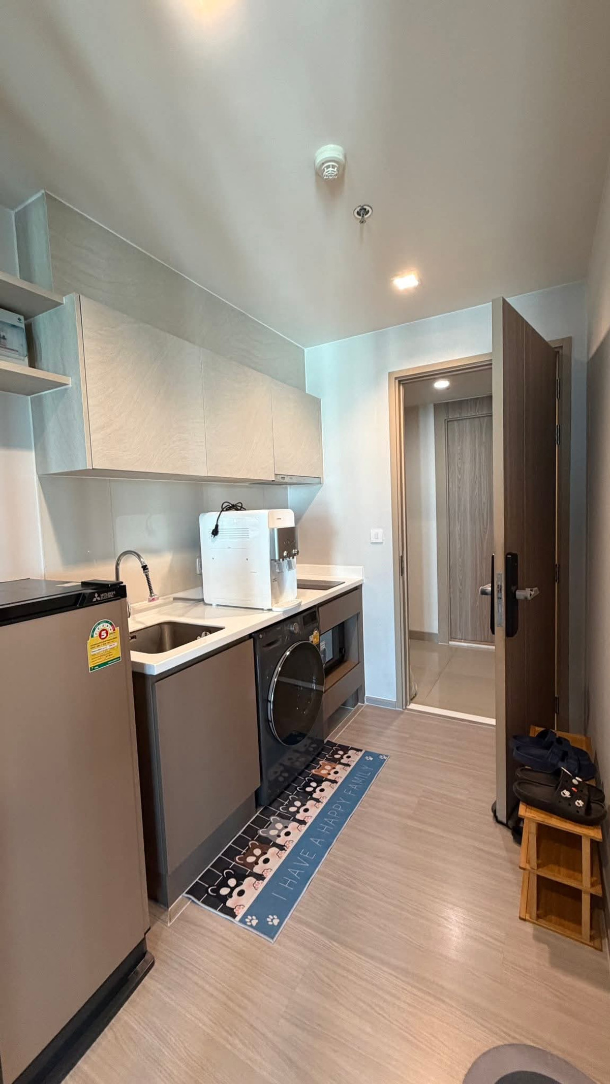 ให้เช่าคอนโดท่าพระ ตลาดพลู วุฒากาศ : ให้เช่าด่วน! คอนโด Life Sathorn Sierra 2 ห้องนอน BTS ตลาดพลู 150 เมตร เฟอร์ครบ พร้อมอยู่