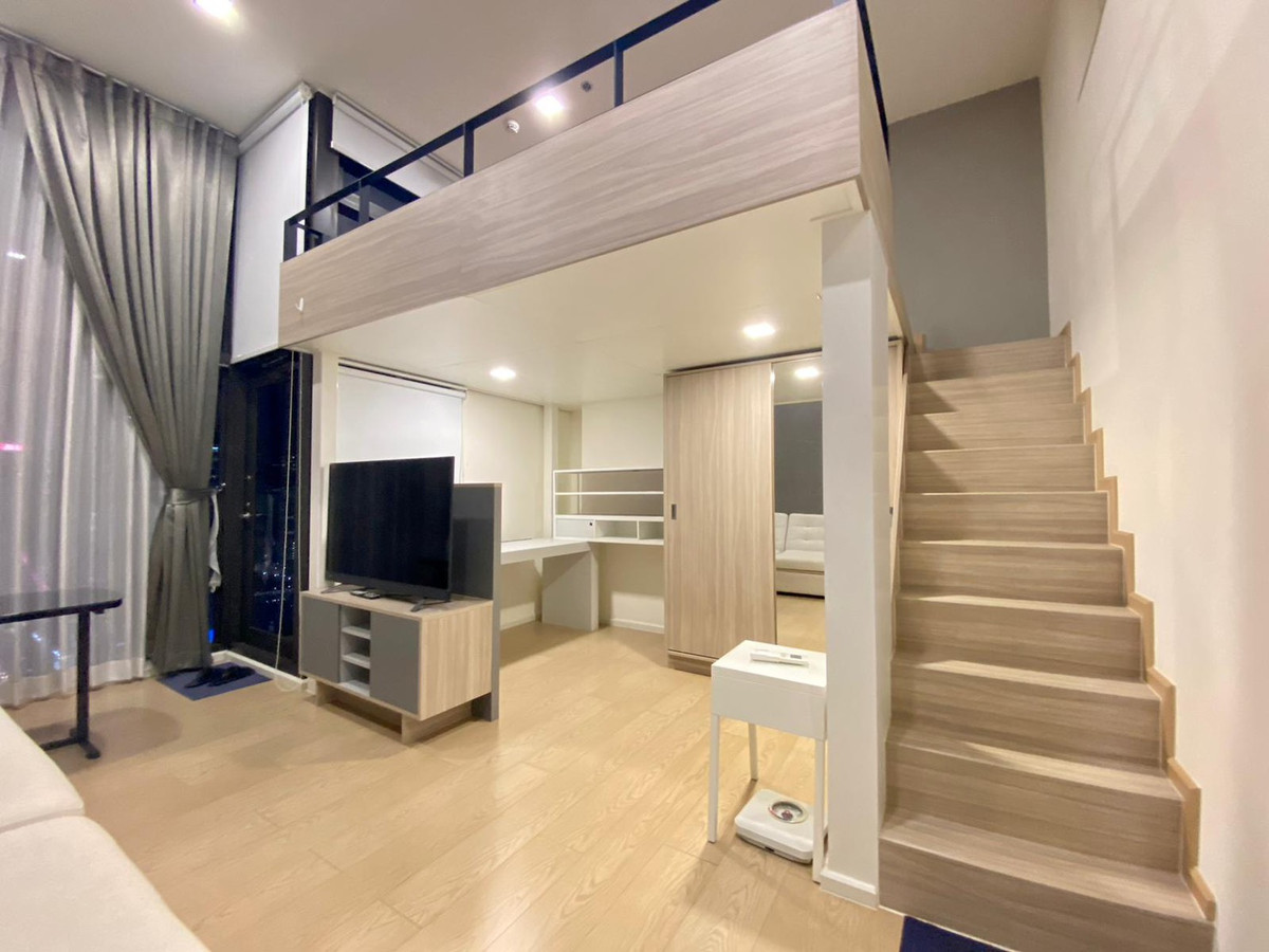 ขายคอนโดพระราม 9 เพชรบุรีตัดใหม่ RCA : ขายพร้อมผู้เช่า ห้อง Duplex เพดานสูง ทิศเหนือ คอนโดขีวาทัย-อโศก