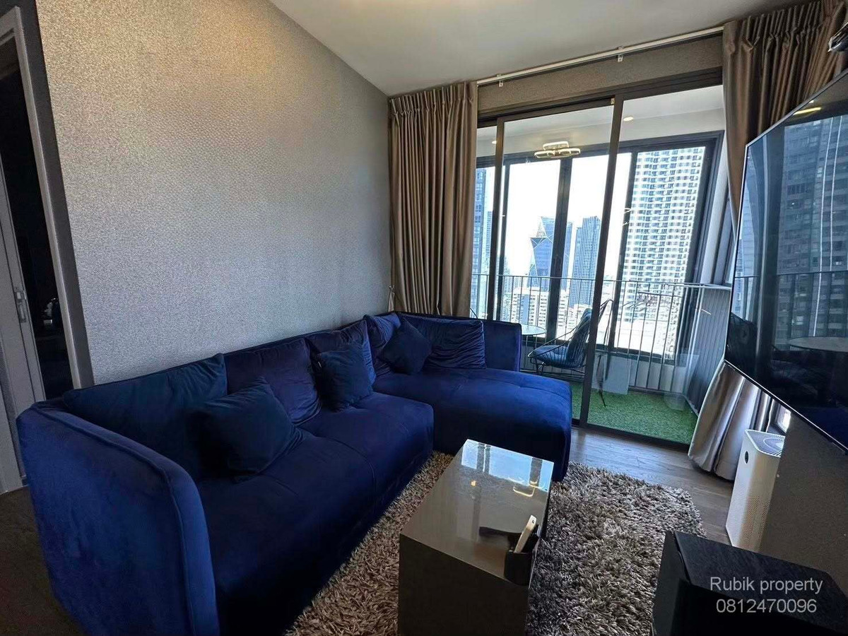 For RentCondoRatchathewi,Phayathai : 🏙 **Condo for rent Ideo Q Siam – Ratchathewi** RB1817, location in the heart of Siam – Ratchathewi with **Private Lift** maximum privacy ✨