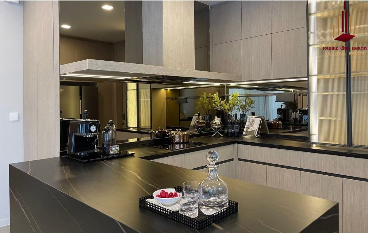 For RentHouseSamut Prakan,Samrong : ✨ For Rent: MANTANA Bangna km 15 ✨ 💰 Only190,000 THB/month