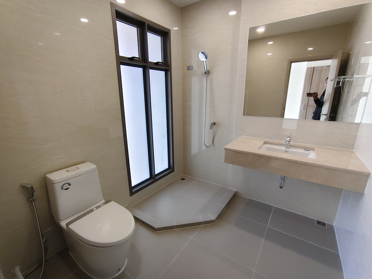 For SaleTownhomePattanakan, Srinakarin : [For Sale] SHO PHATTHANAKARN 32 Townhome, size 4.5 floors.