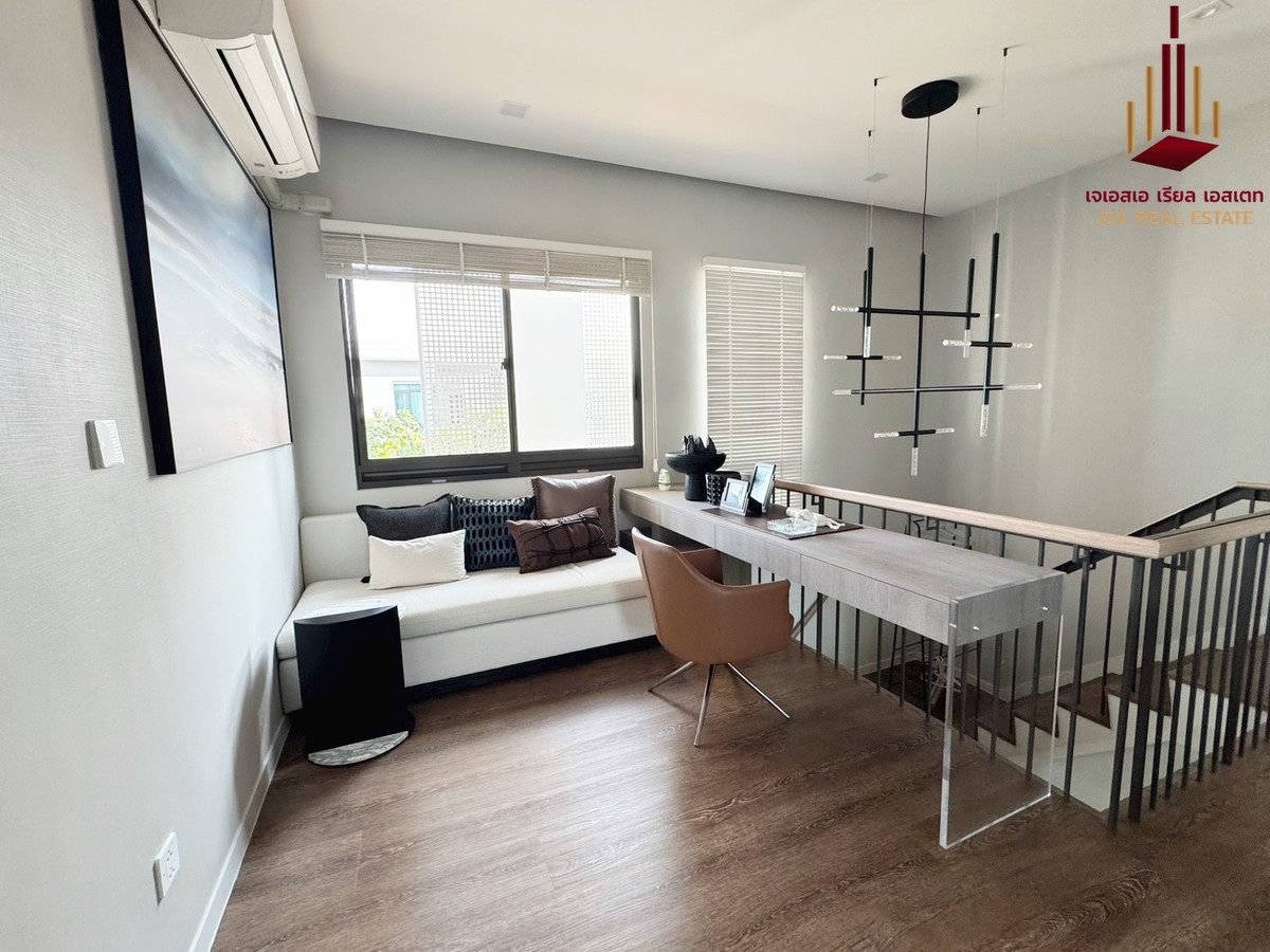 For RentHouseSamut Prakan,Samrong : ✨ For Rent: MANTANA Bangna km 15 ✨ 💰 Only190,000 THB/month