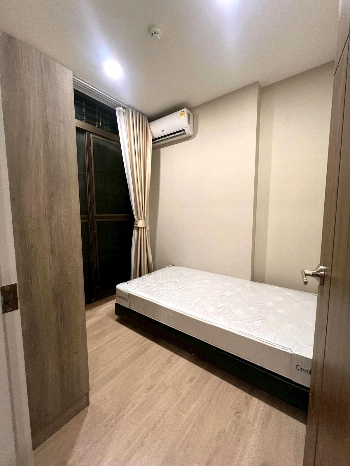 ให้เช่าคอนโดแจ้งวัฒนะ เมืองทอง : #E139 🎉 230369 The Cube north