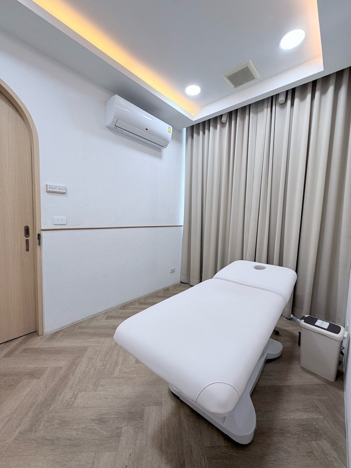 For SaleHome OfficeKaset Nawamin,Ladplakao : 🏙 Premium Place Kaset-Nawamin 2
4-storey home office in Soi Prasert Manukit 29 (Mayalap)