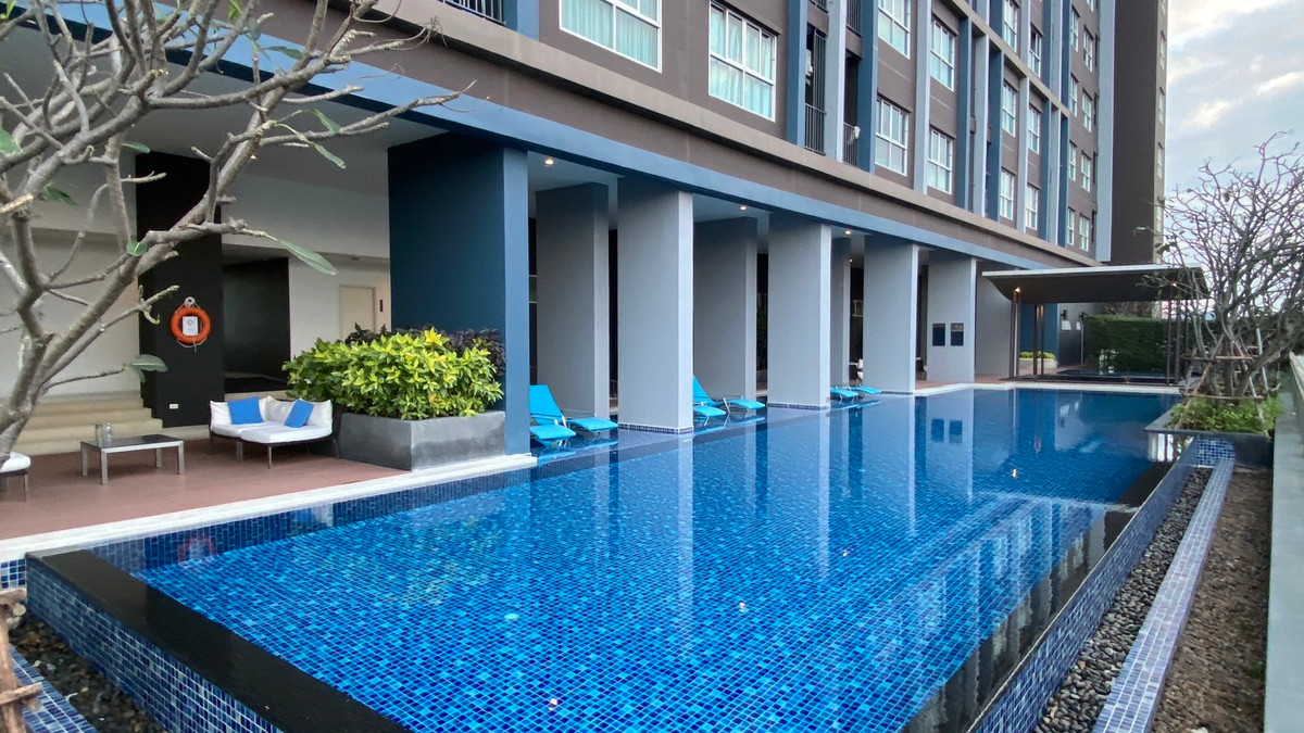 For RentCondoHuahin, Prachuap Khiri Khan, Pran Buri : Beautiful room, high floor view, very spectacular, overlooking the sea, near True Arena Condo Condo Baan Kiang Fah for rent.
