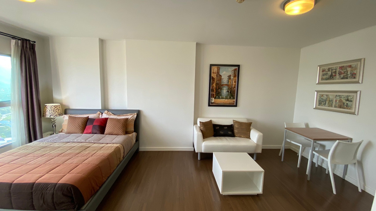 For RentCondoHuahin, Prachuap Khiri Khan, Pran Buri : Beautiful room, high floor view, very spectacular, overlooking the sea, near True Arena Condo Condo Baan Kiang Fah for rent.