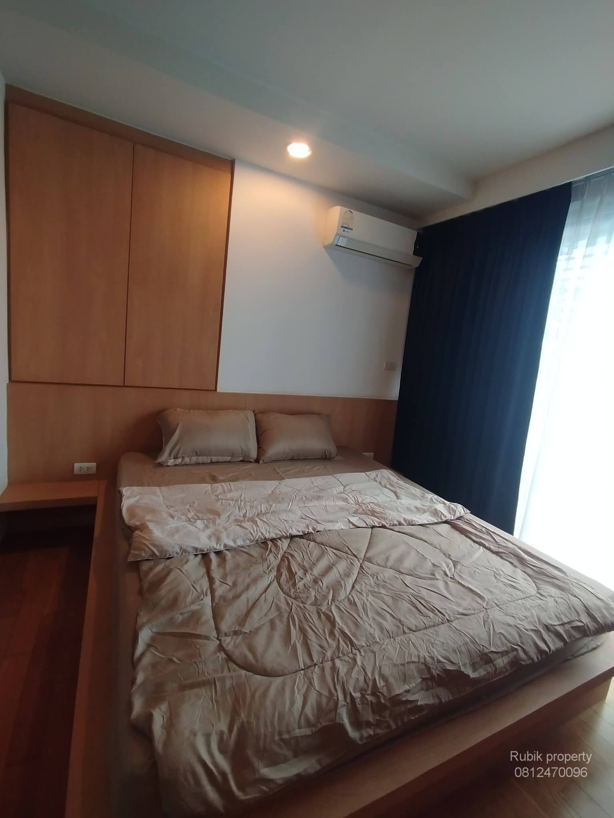 For RentCondoLadprao, Central Ladprao : 🔥 **Condo for rent The Line Phahonyothin Park RB1829 (Building A)** Prime location **Lat Phrao Intersection** near Central + BTS + MRT 🚆✨