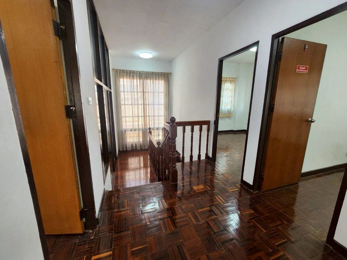 ขายบ้านพุทธมณฑล ศาลายา : ขาย ‼️ บ้านเดี่ยว 2 ชั้น ม.บ้านสวยริมธาร 2 เนื้อที่ 57 ตารางวา 4 ห้องนอน 2 ห้องน้ำ ถนนพุทธมณฑลสาย 3 แขวงทวีวัฒนา เขตทวีวัฒนา กรุงเทพฯ