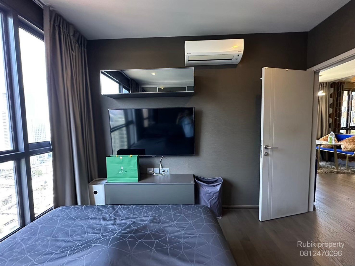 For RentCondoRatchathewi,Phayathai : 🏙 **Condo for rent Ideo Q Siam – Ratchathewi** RB1817, location in the heart of Siam – Ratchathewi with **Private Lift** maximum privacy ✨