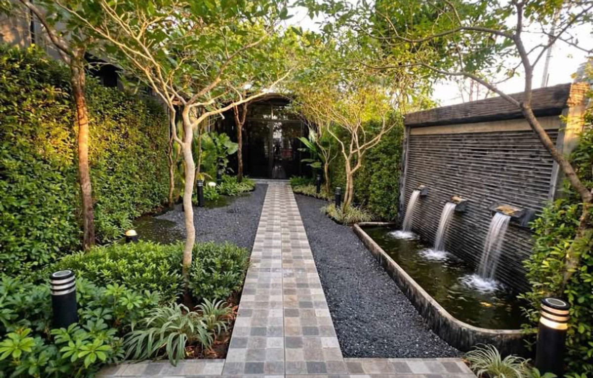 ให้เช่าทาวน์โฮมนนทบุรี บางใหญ่ บางบัวทอง : ให้เช่าทาวน์โฮมหลังมุม Pleno รัตนาธิเบศร์–บางใหญ่ มีสวนสวย ใกล้ Central WestGate