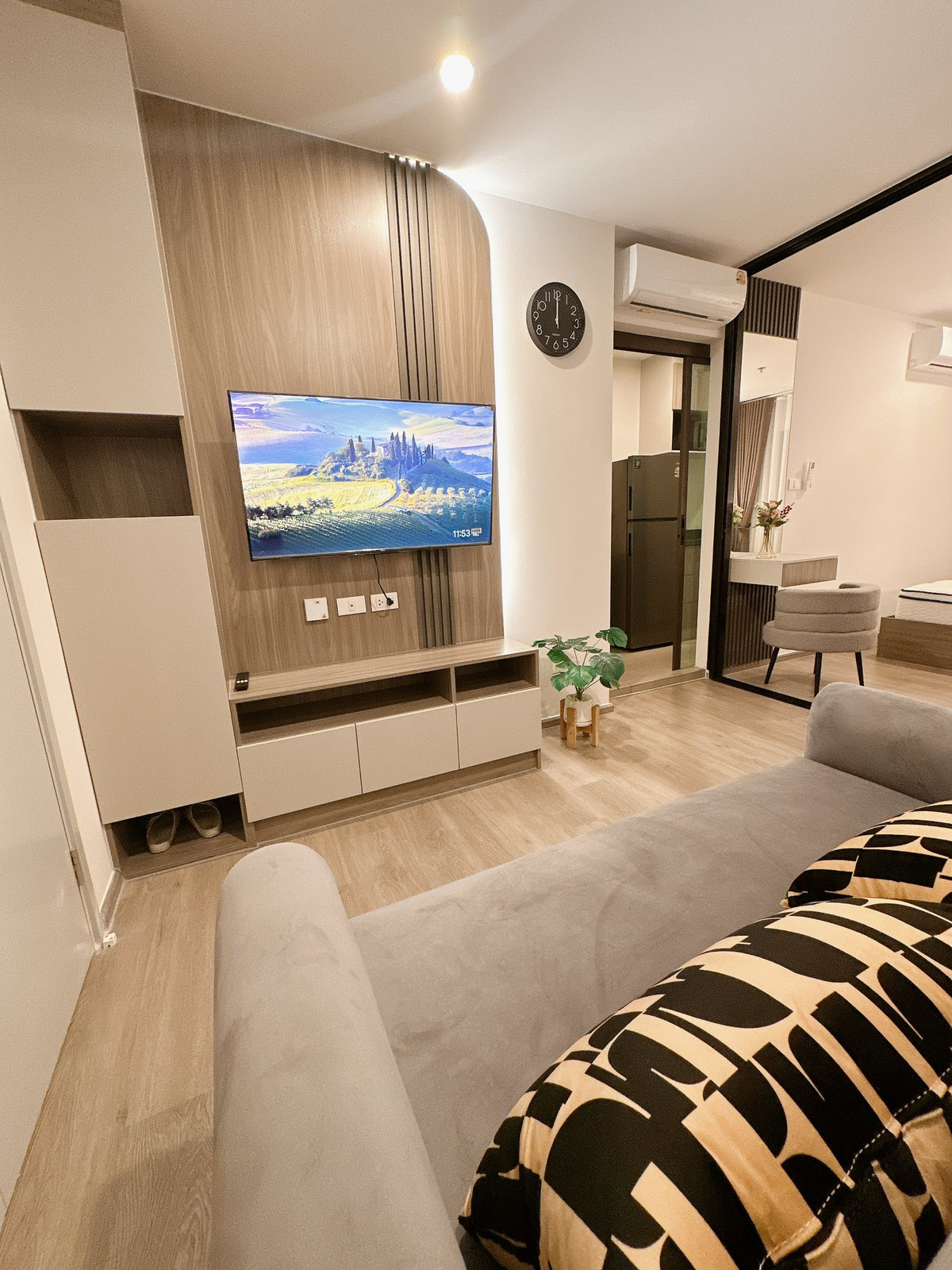 ให้เช่าคอนโดท่าพระ ตลาดพลู วุฒากาศ : ให้เช่า Regent Home วุฒากาศ ห้องแต่งสวย 11,000  ใกล้ BTS 180m.เดินทางสะดวก