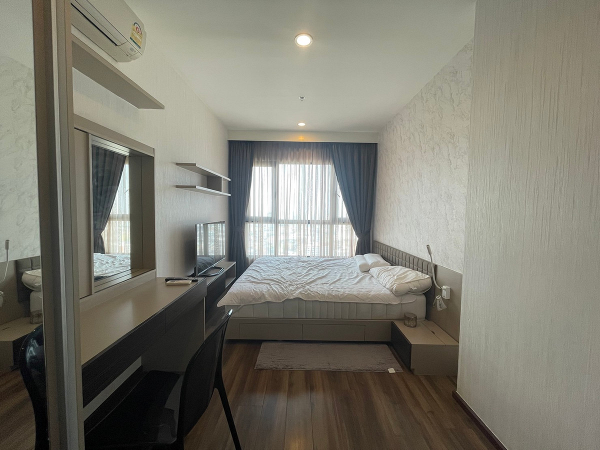 ให้เช่าคอนโดวงเวียนใหญ่ เจริญนคร : Teal Sathorn Taksin วิวและห้องสวยมาก ห้องใหญ่ 45 ตรม. ติด bts วงเวียนใหญ่ สอบถามได้ครับ