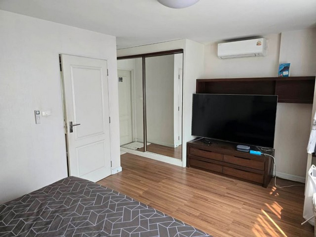 ให้เช่าทาวน์โฮมพระราม 5 ราชพฤกษ์ บางกรวย : HR3332ให้เช่าทาวน์โฮม 3 ชั้น หลังมุม  The Terrace ติวานนท์ ตกแต่ง Built-In ทั้งหลัง ทำเลศักยภาพ ใกล้ MRT กระทรวงสาธารณสุข เพียง 800 เมตร