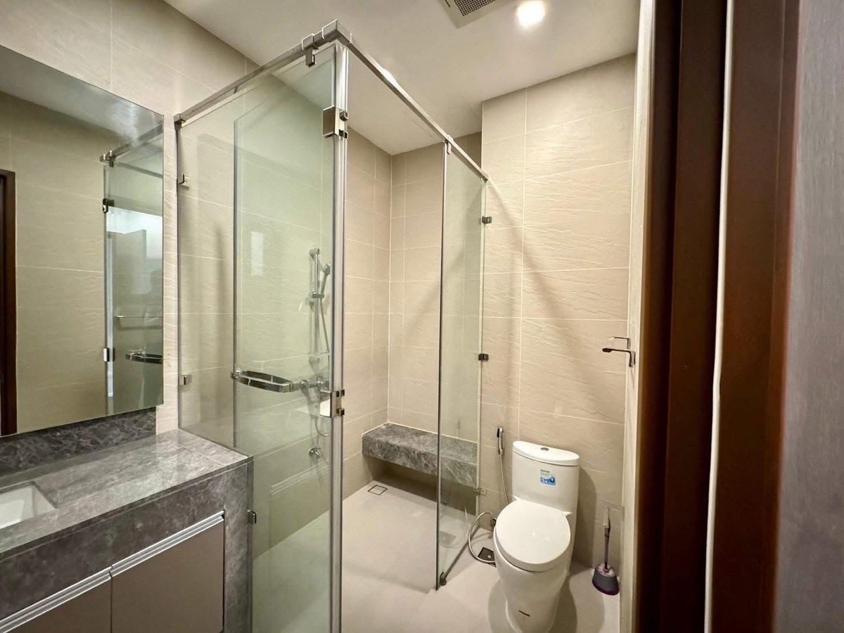 HouseOnnut, Udomsuk : Luxury house for sale and rent with private pool near Sri Nut BTS Sukhumvit 77 close to Thonglor
