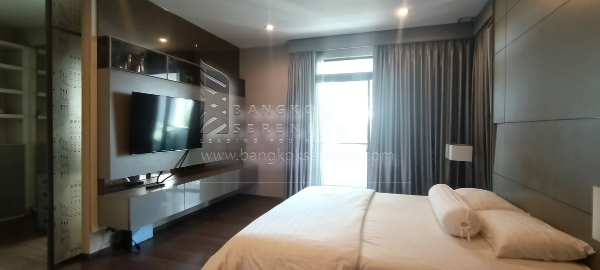 HouseBangna, Bearing, Lasalle : Mantana Bangna Km.7 for rent or sale