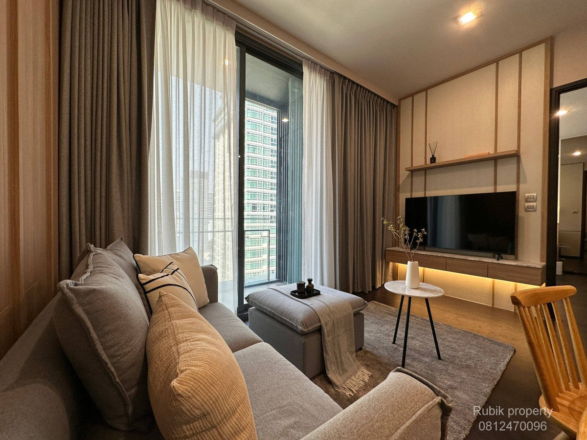 For RentCondoSukhumvit, Asoke, Thonglor : 🏙 **Condo for rent LAVIQ Sukhumvit 57 (Thonglor)** RB1822 Luxury Condo in the heart of Thonglor, near BTS only 200 meters ✨