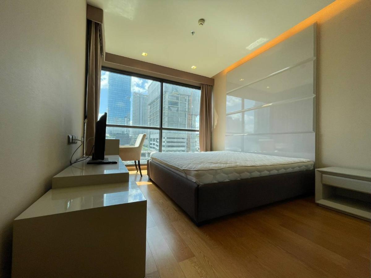 For RentCondoSathorn, Narathiwat : 24/03/2026, Great deal! Condo The Address Sathorn 12 2 bedrooms near BTS Chong Nonsi
Rent only 55,000 Baht/month with complete facilities! 0642748883