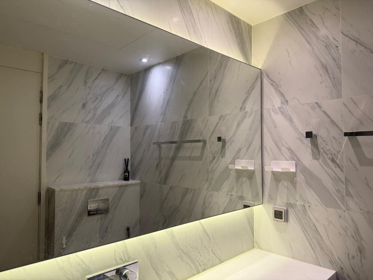 ขายคอนโดสุขุมวิท อโศก ทองหล่อ : 03/04/2026, รวมค่าโอน✨คอนโดใจกลางสุขุมวิท 23 ใกล้ BTS/MRT พร้อมสิ่งอำนวยความสะดวกครบ! 
🌇 Muniq Sukhumvit 23 | 1 ห้องนอน ขนาด 34.74 ตรม. เริ่ม 5.4 ล้าน! 0642748883