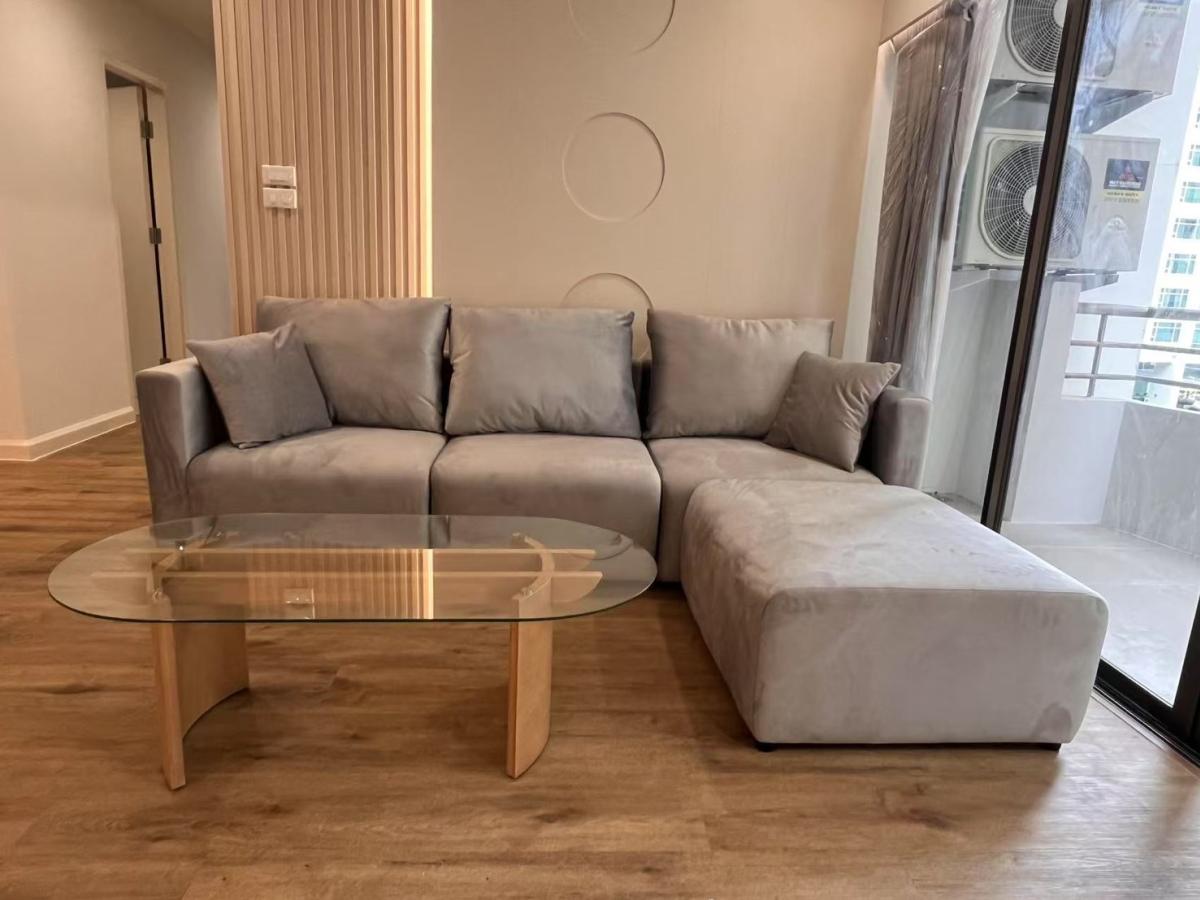 For RentCondoSukhumvit, Asoke, Thonglor : 03/04/2026, Luxurious and spacious in the heart of Thonglor, 3 bedrooms, ready to move in!
Rent for only 70,000 baht/month, near BTS Thong Lo 0642748883