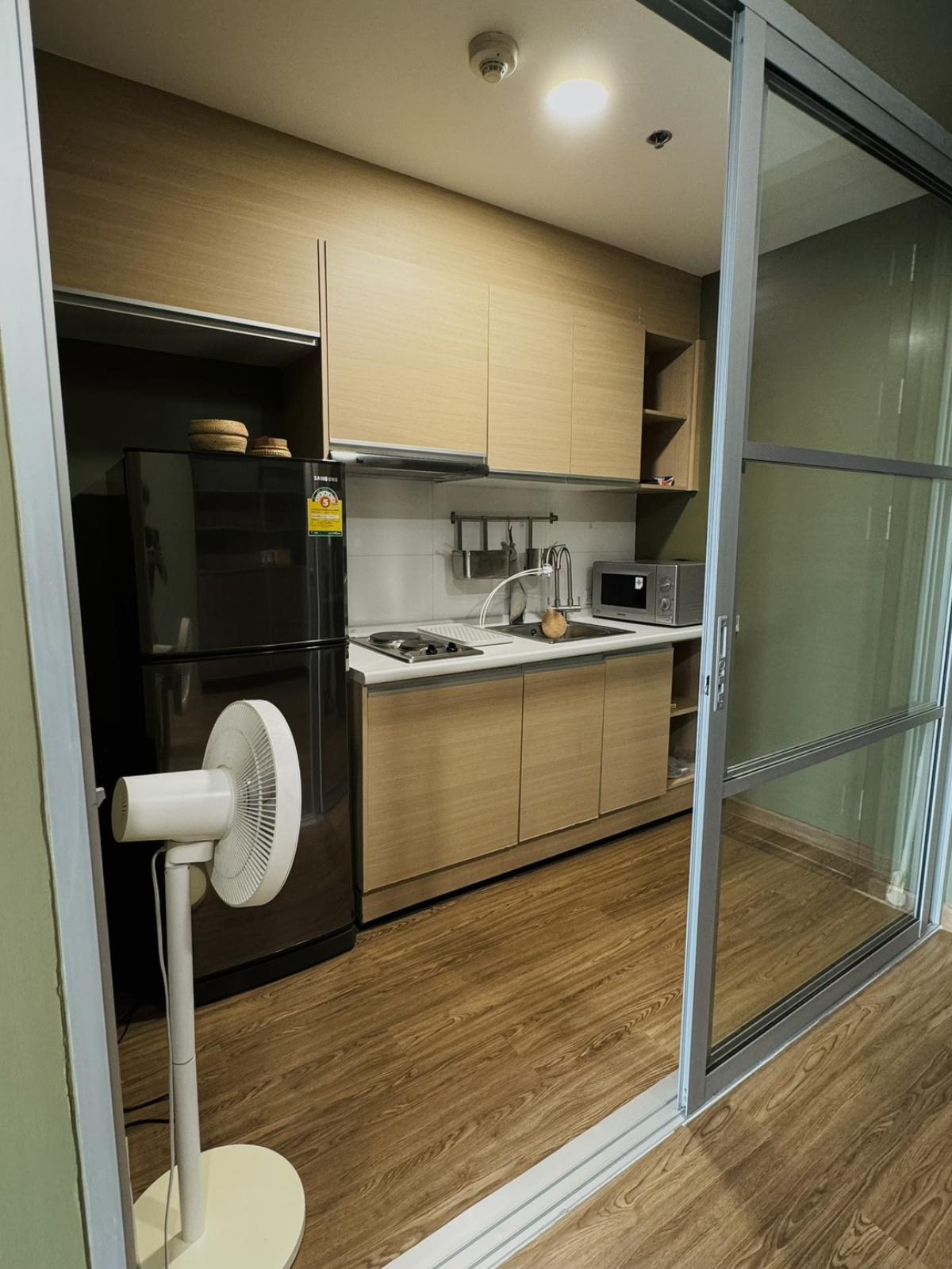 For SaleCondoRatchadapisek, Huaikwang, Suttisan : 03/04/2026, # 🏙️ For sale: RHYTHM Ratchada condominium project next to MRT Ratchada, beautiful view, 1 bedroom, 46 sqm, only 3.7 million! 🔥 0642748883