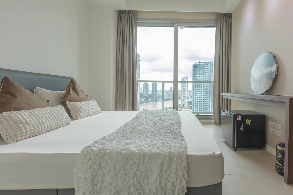 For SaleCondoWongwianyai, Charoennakor : 03/04/2026, For sale or rent: The River, 3 bedrooms, 3 bathrooms, 138 sq.m., river view, starting at 23.9 million. Luxurious relaxation near Sathorn Pier with complete amenities! 0642748883