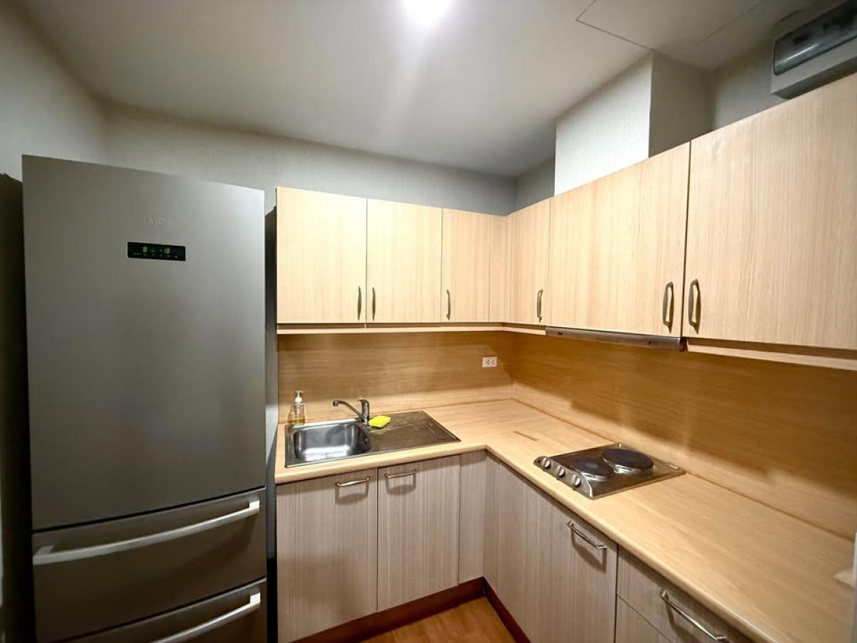 For SaleCondoSamut Prakan,Samrong : 03/04/2026, Von Napa Condominium in the heart of Thonglor, 1 bedroom, 53.5 sqm, ready to move in!
Price 5.5 million THB, close to Thonglor BTS, start the life you've dreamed of! 0642748883