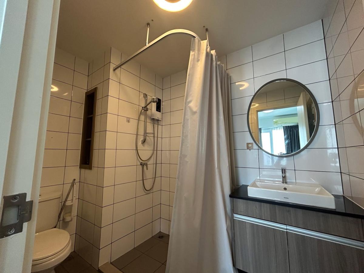 For SaleCondoRatchadapisek, Huaikwang, Suttisan : 03/04/2026, “Chapter One Eco Ratchada-Huaikwang 1 bedroom only 2.59 million. Near MRT Huai Khwang!” 0642748883