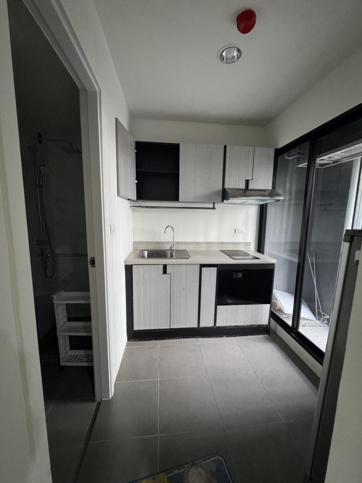 For SaleCondoRama9, Petchburi, RCA : 03/04/2026, For Sale/Rent Rise Rama 9 2 Bedrooms 70 sqm. In the city center, near BTS/MRT
The most convenient life with complete amenities. Great prices for both sale and rent! 0642748883