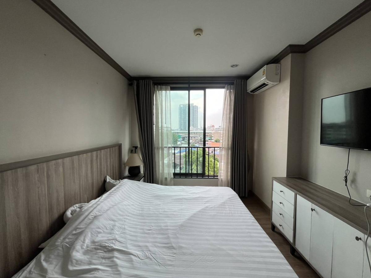 For SaleCondoSiam Paragon ,Chulalongkorn,Samyan : 03/04/2026, In the heart of Siam! The Reserve Kasemsan 3 1 bedroom 44 sq.m. ready to move in
For sale at 7.2 million baht or rent at 30,000 baht per month. Close to BTS National Stadium 0642748883