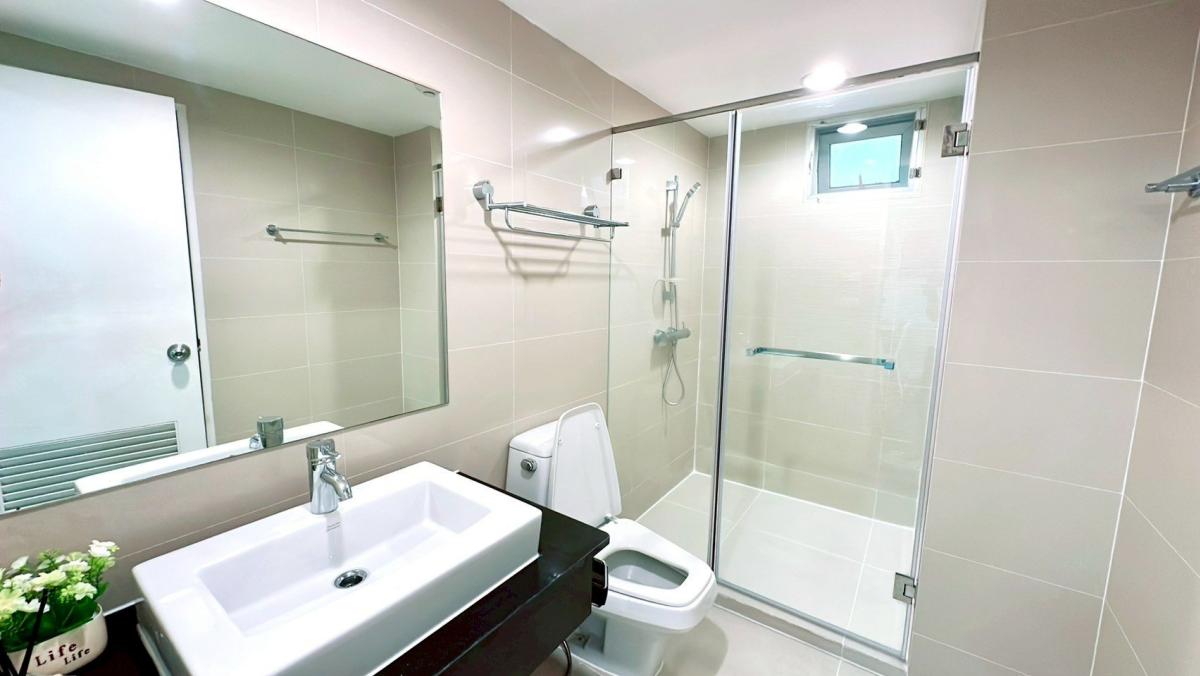 For SaleCondoRama9, Petchburi, RCA : 03/04/2026, Luxury condo Belle Grand Rama 9 near BTS/MRT Rama 9
2 bedrooms 60 sqm. Price 7.5 million THB. Ready to move in! 0642748883