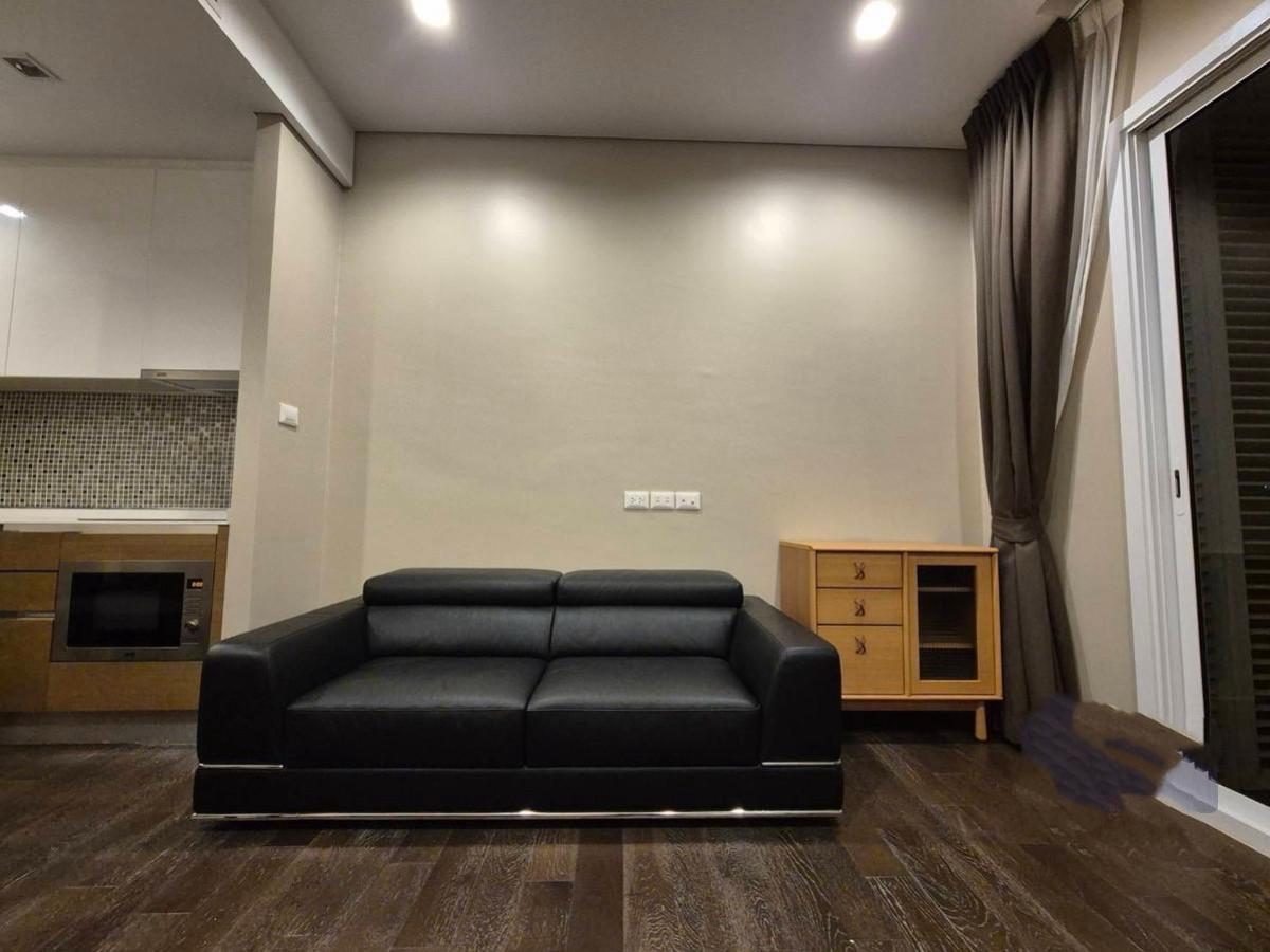 ขายคอนโดลาดพร้าว เซ็นทรัลลาดพร้าว : 03/04/2026, รวมค่าโอนคอนโดหรู The Saint Residences 2 นอน 2 น้ำ ใกล้ BTS ห้าแยกลาดพร้าว 
ราคาเบาๆ 5.3 ล้าน วิวดี พร้อมสระว่ายน้ำและฟิตเนสครบ! 0642748883