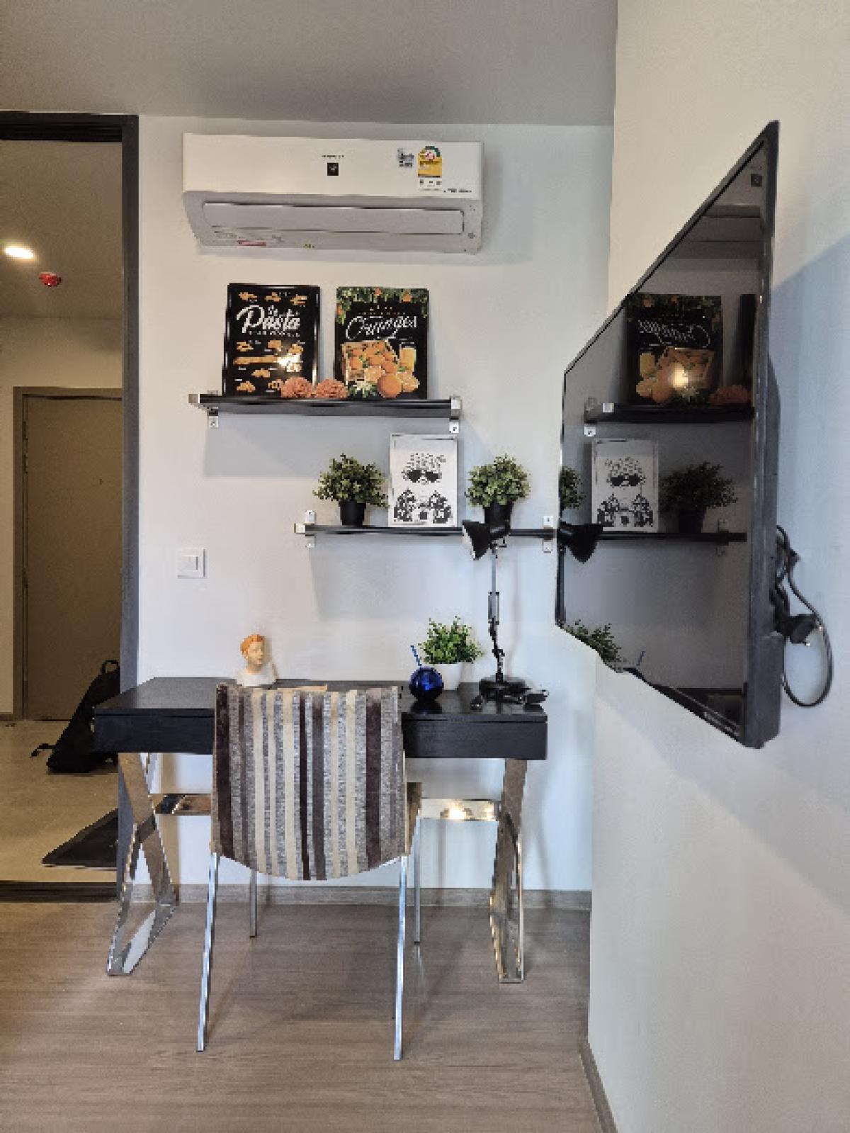 For SaleCondoHuahin, Prachuap Khiri Khan, Pran Buri : 03/04/2026, Condo Aspire Sukhumvit-Rama 4 1 bedroom, good price, close to BTS On Nut
Size 31.42 sqm, only 3.3 million. Best value for investment or living! 0642748883