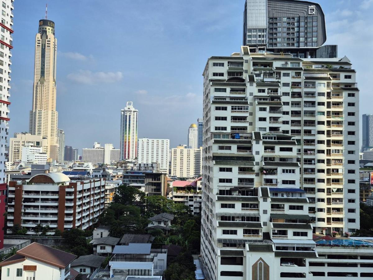 ให้เช่าคอนโดราชเทวี พญาไท : 03/04/2026, 🔥 เช่าคอนโด Villa Rachatewi 1 ห้องนอน ใกล้ BTS ราชเทวี เพียง 25,000 บาท/เดือน! 
💫 สิ่งอำนวยความสะดวกครบ ฟิตเนส-สระว่ายน้ำ พร้อมปลอดภัย 24 ชม. 0642748883