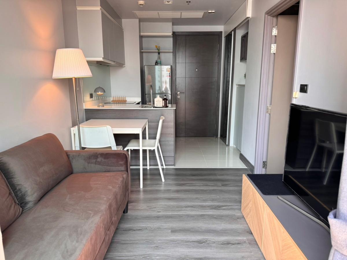 For RentCondoSukhumvit, Asoke, Thonglor : 03/04/2026, For rent: Ceil by Sansiri condo next to Ekkamai BTS, 1 bedroom for only 19,000 baht!
Area 34 sq.m. with complete facilities. Don't miss out! 0642748883
