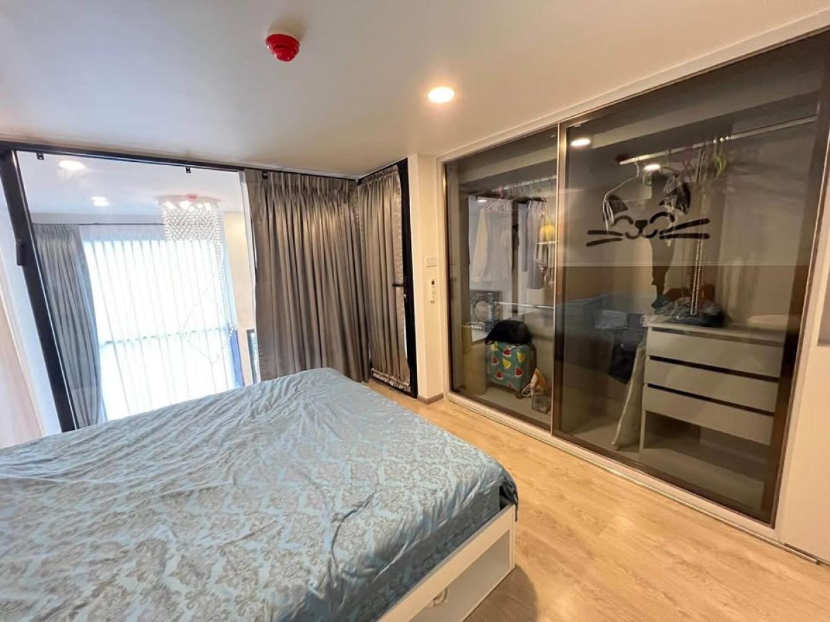 For SaleCondoRatchadapisek, Huaikwang, Suttisan : 03/04/2026, For sale/rent: SOHO Bangkok Ratchada condo, 1 bedroom, 38 sq.m., near MRT Huai Khwang
Price 5.39 million THB or rent for 30,000 THB/month, with luxurious amenities! 0642748883