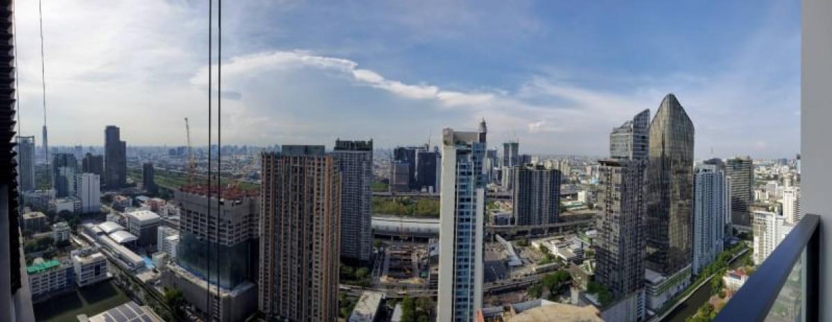 ขายคอนโดสุขุมวิท อโศก ทองหล่อ : 03/04/2026, รวมค่าโอนขาย-เช่า The Lofts Asoke 3นอน 3น้ำ 130 ตร.ม. ใจกลางอโศก ใกล้ BTS/MRT 
ราคา 39 ลบ. หรือเช่า 130,000 บ./ด. สะดวกทุกการเดินทาง พร้อมสิ่งอำนวยความสะดวกครบครัน! 0642748883