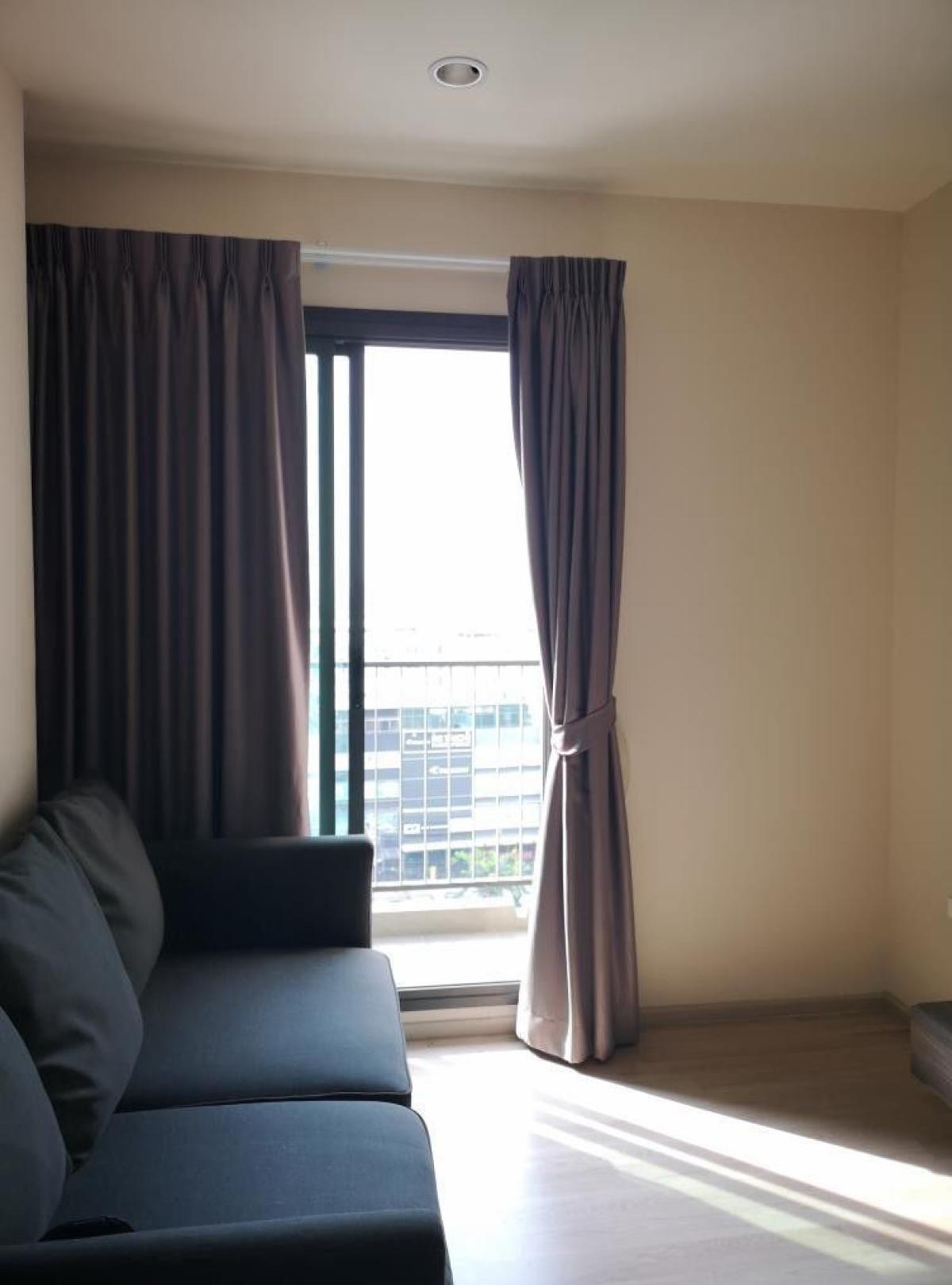 For SaleCondoRama3 (Riverside),Satupadit : 03/04/2026, Beautiful condo with 2 bedrooms in the heart of Huai Khwang, ready to move in!
Centric Ratchada-Huai Khwang starts at only 5.69 million! 0642748883