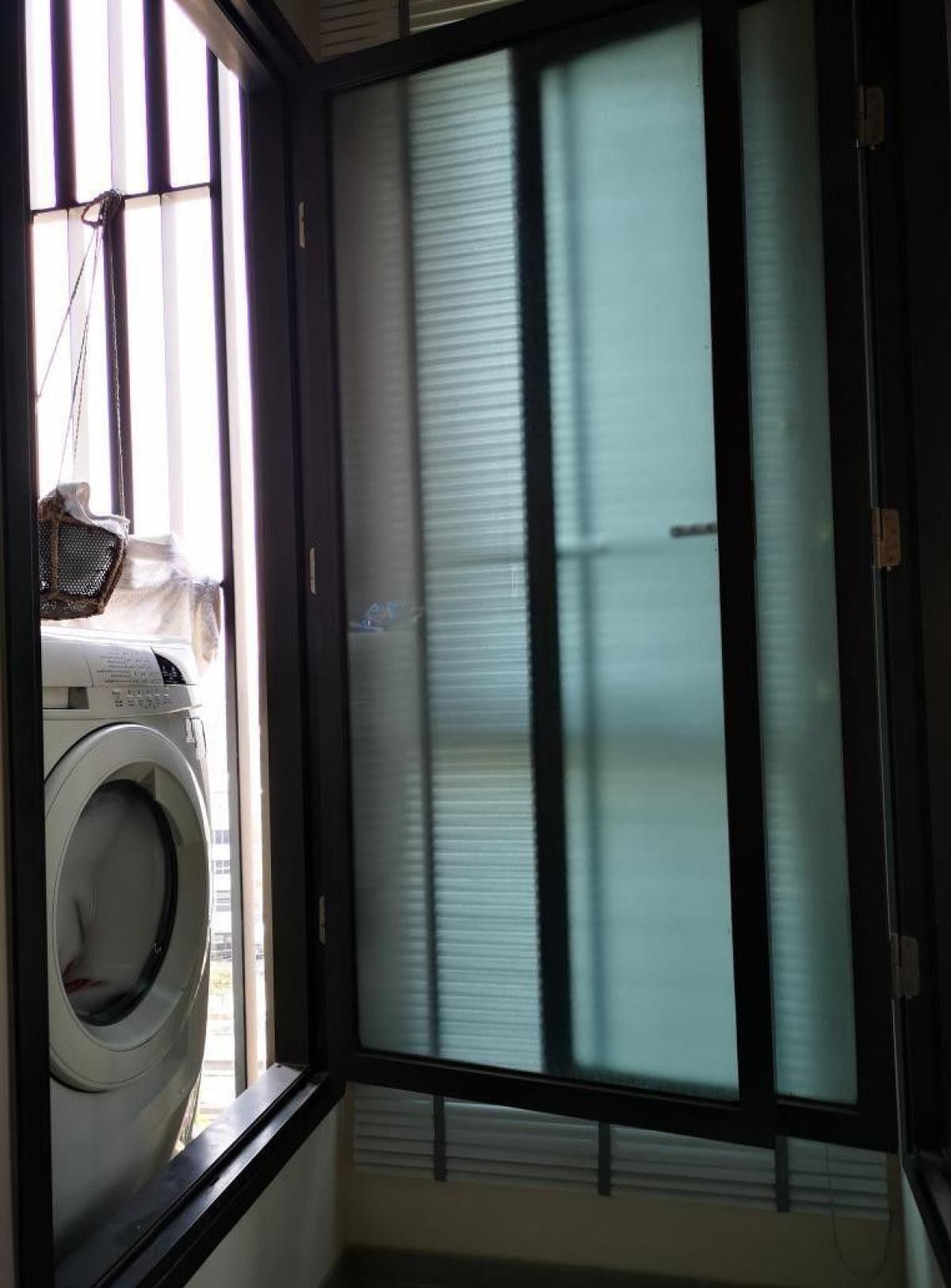 For SaleCondoRama3 (Riverside),Satupadit : 03/04/2026, Beautiful condo with 2 bedrooms in the heart of Huai Khwang, ready to move in!
Centric Ratchada-Huai Khwang starts at only 5.69 million! 0642748883