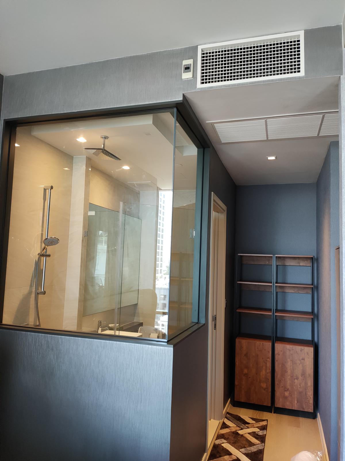 ขายคอนโดสีลม ศาลาแดง บางรัก : 03/04/2026, รวมค่าโอนคอนโด Ashton Silom ใกล้ BTS Chong Nonsi 1 ห้องนอน ราคาพิเศษ! 
อยู่ใจกลางสีลม พร้อมสิ่งอำนวยความสะดวกครบครัน! 0642748883