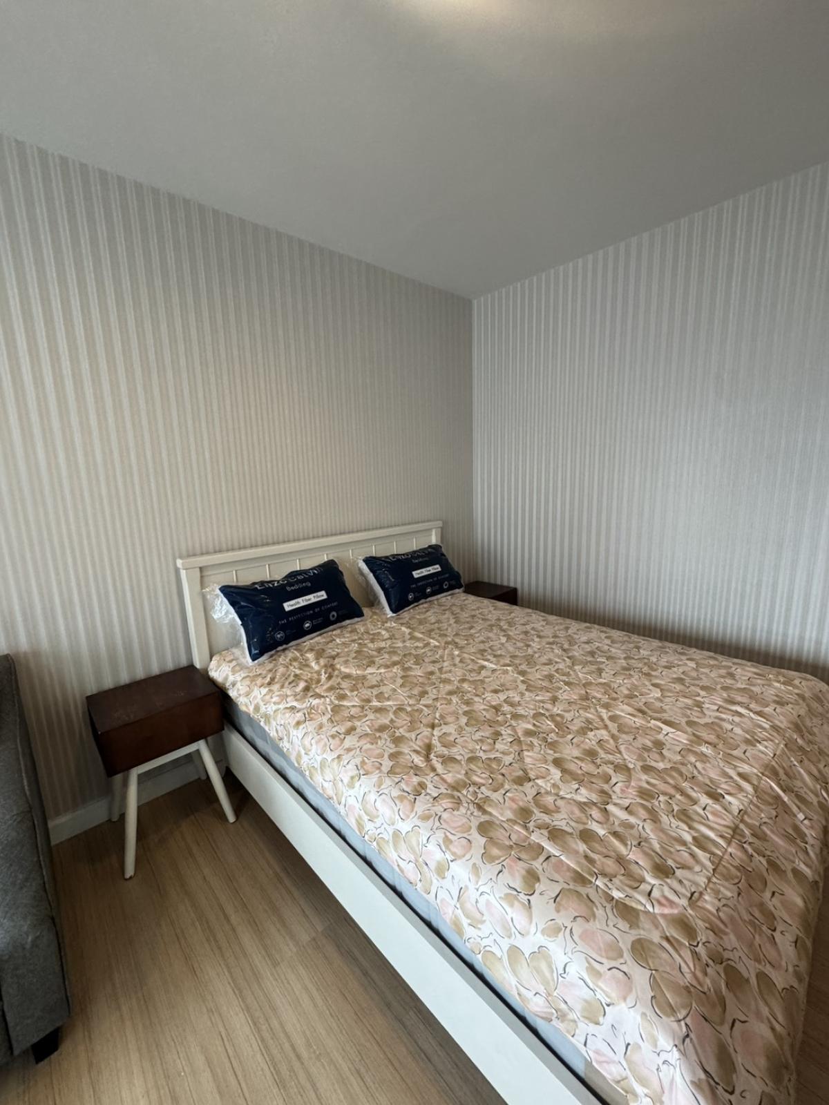 For SaleCondoSathorn, Narathiwat : 03/04/2026, Near BTS Lumpini! Studio condo 27 sq.m. The Seed Mingle priced at only 2.95 million
Convenient living close to shopping malls, schools, and hospitals with complete facilities! 0642748883