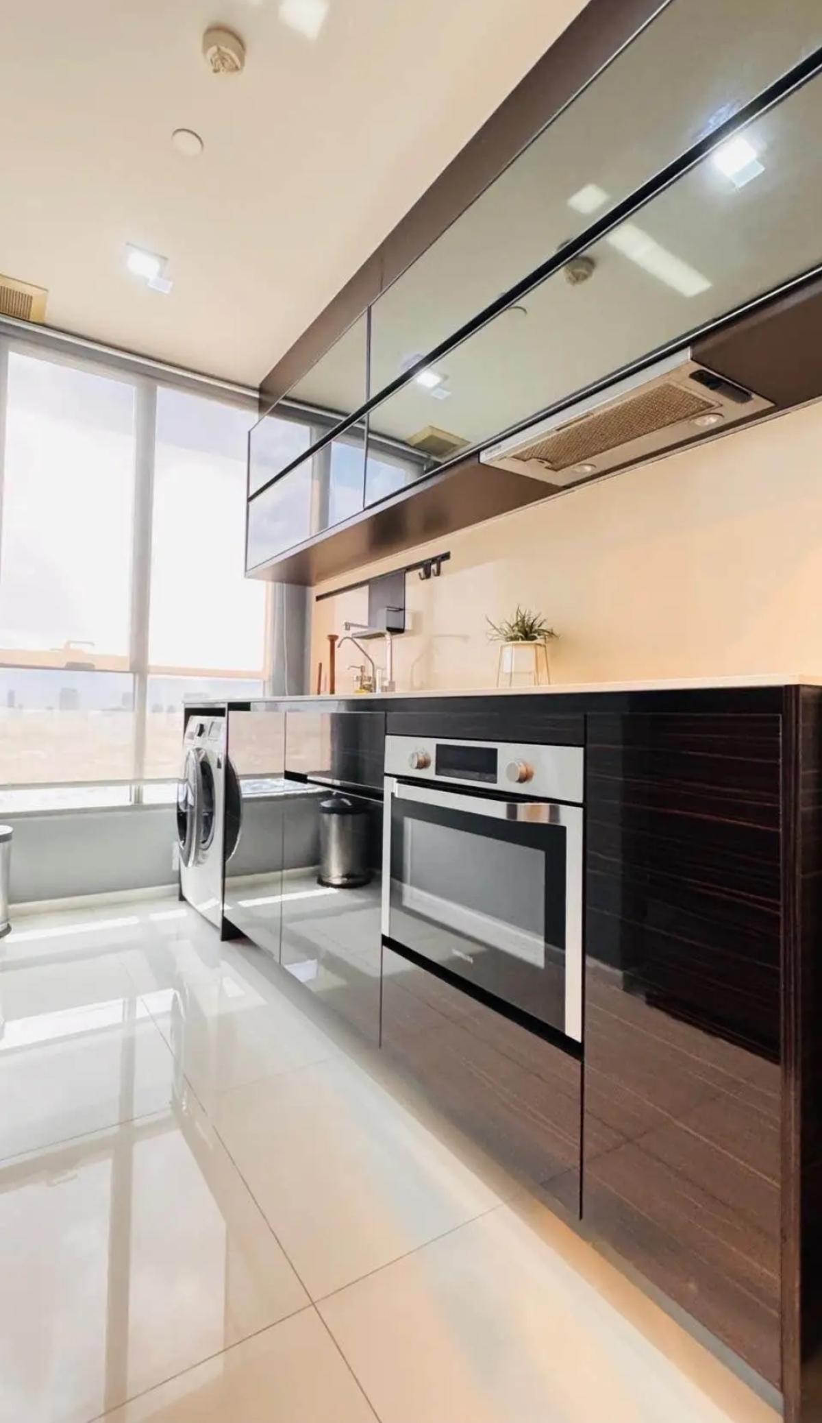 For SaleCondoChiang Mai : 03/04/2026, Luxury condo The Room Sathorn-St. Louis 2 bedrooms 2 bathrooms near BTS Surasak
Price 9.5 million investment or residence do not miss! 0642748883