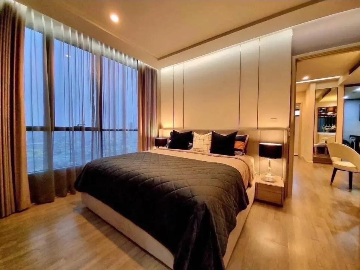 For SaleCondoChiang Mai : 03/04/2026, Luxury condo The Room Sathorn-St. Louis 2 bedrooms 2 bathrooms near BTS Surasak
Price 9.5 million investment or residence do not miss! 0642748883