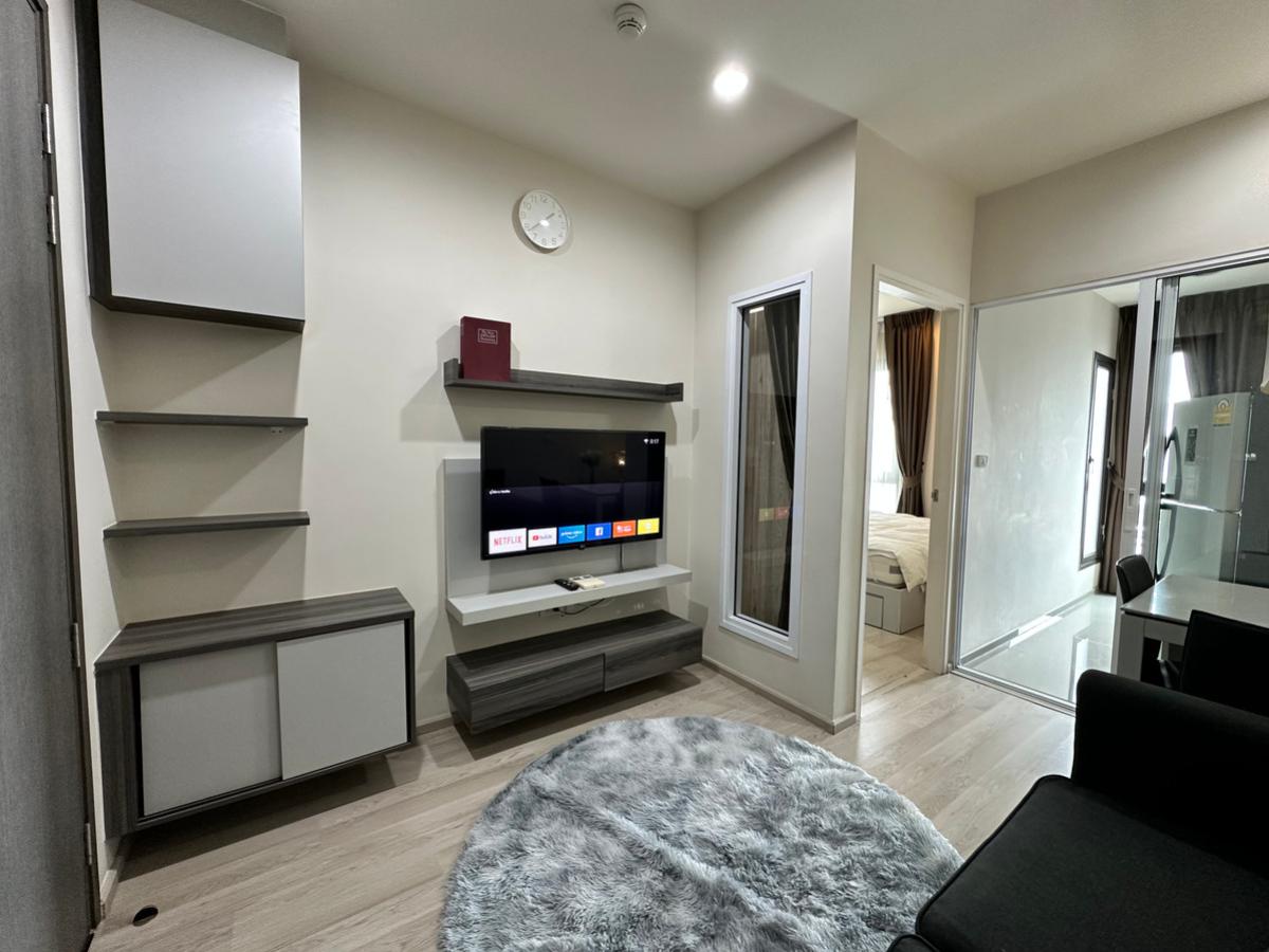 For SaleCondoRama3 (Riverside),Satupadit : 03/04/2026, Luxury condo in the heart of Huai Khwang, 1 bedroom, starting at 2.99 million.
Peace of mind, close to BTS/MRT Huai Kwang with complete amenities! 0642748883