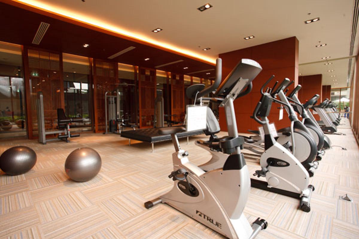 For SaleCondoSukhumvit, Asoke, Thonglor : 03/04/2026, The Emporio Place 3Bed 4Bath 161 sqm Phrom Phong in the city center
Luxury condo near BTS Phrom Phong, special price 29.95 million! 0642748883