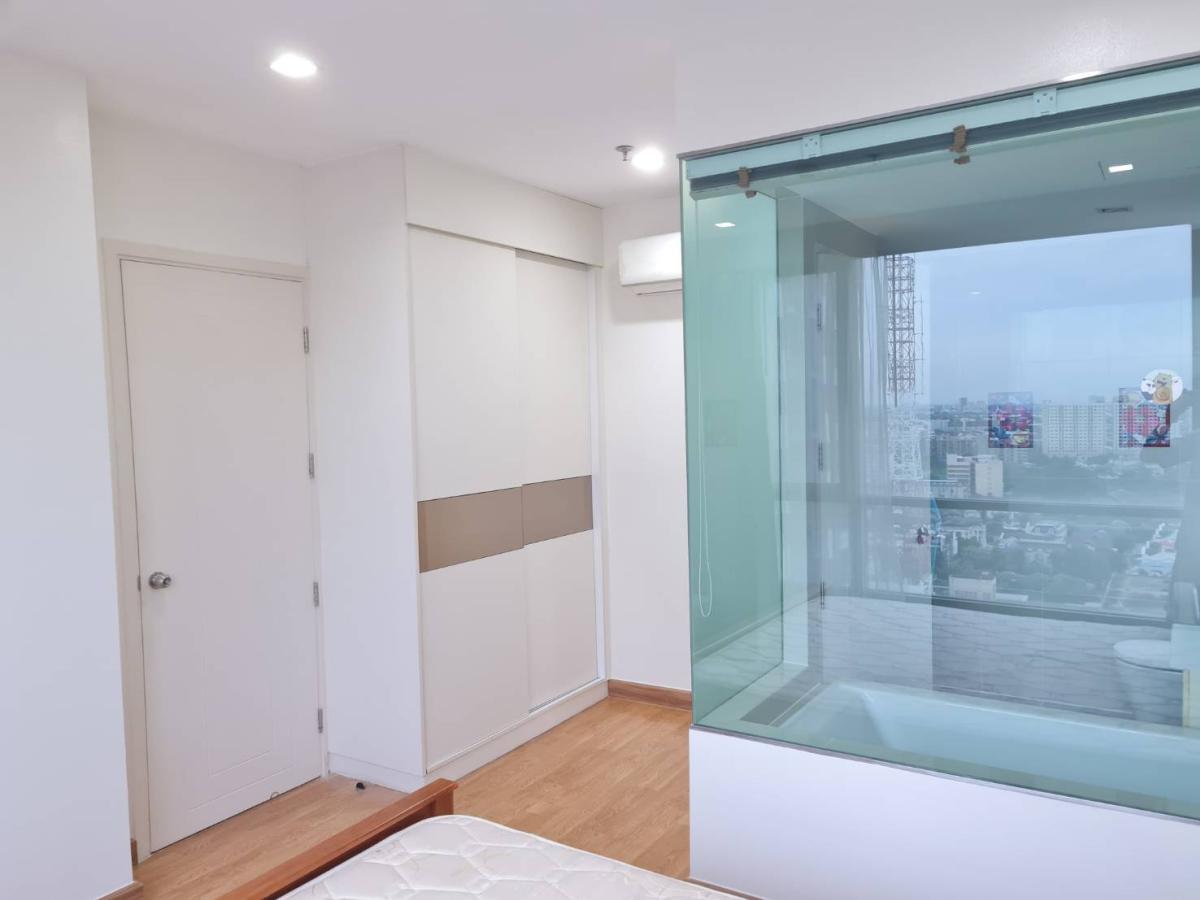 ขายคอนโดอ่อนนุช อุดมสุข : 03/04/2026, รวมค่าโอนคอนโดหรู 60 ตร.ม. ใจกลางสุขุมวิท 79 ใกล้ BTS อ่อนนุช 
เพียง 9 ล้าน พร้อมสระว่ายน้ำ และฟิตเนส! 0642748883