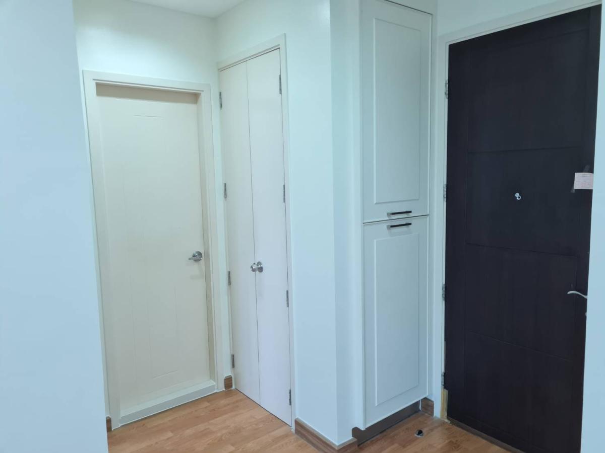 ขายคอนโดอ่อนนุช อุดมสุข : 03/04/2026, รวมค่าโอนคอนโดหรู 60 ตร.ม. ใจกลางสุขุมวิท 79 ใกล้ BTS อ่อนนุช 
เพียง 9 ล้าน พร้อมสระว่ายน้ำ และฟิตเนส! 0642748883