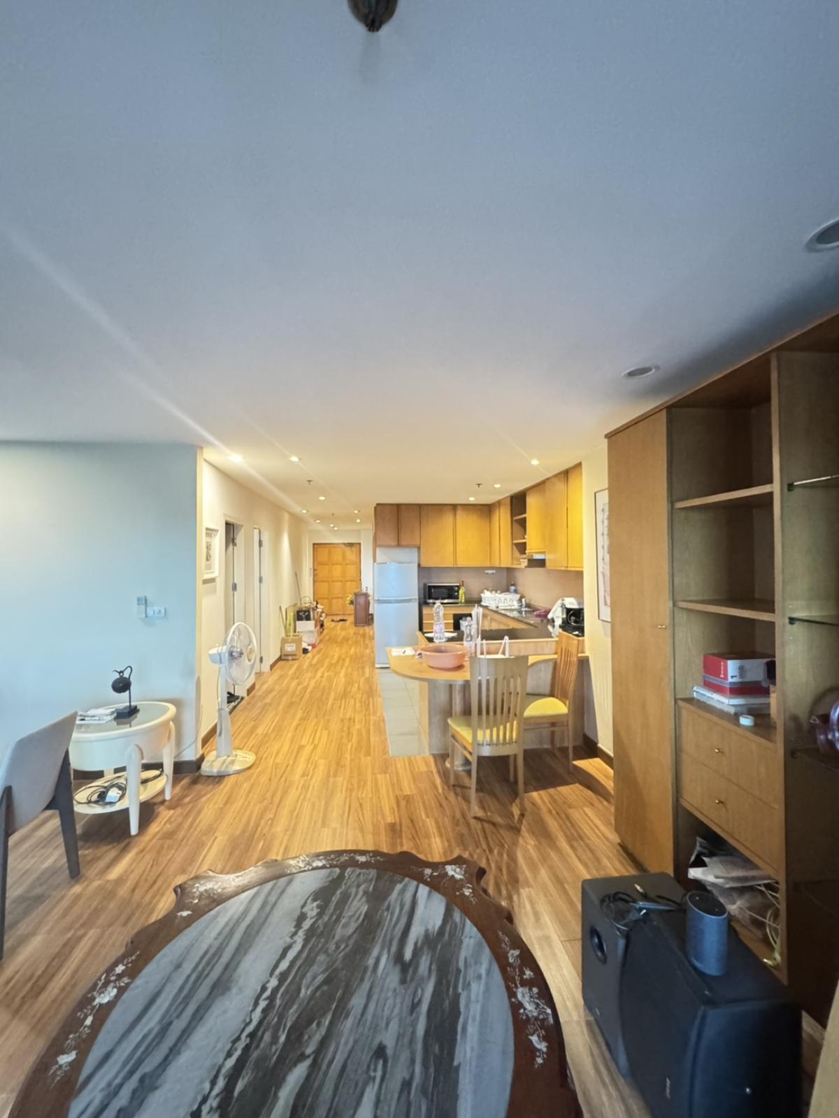 For SaleCondoPhuket : 03/04/2026, Luxury 3 Bed Condo 200 sqm @ The Executive Regent – BTS Chong Nonsi
Prime Location, Exclusive Facilities – Yours for 17.9M THB! 0642748883